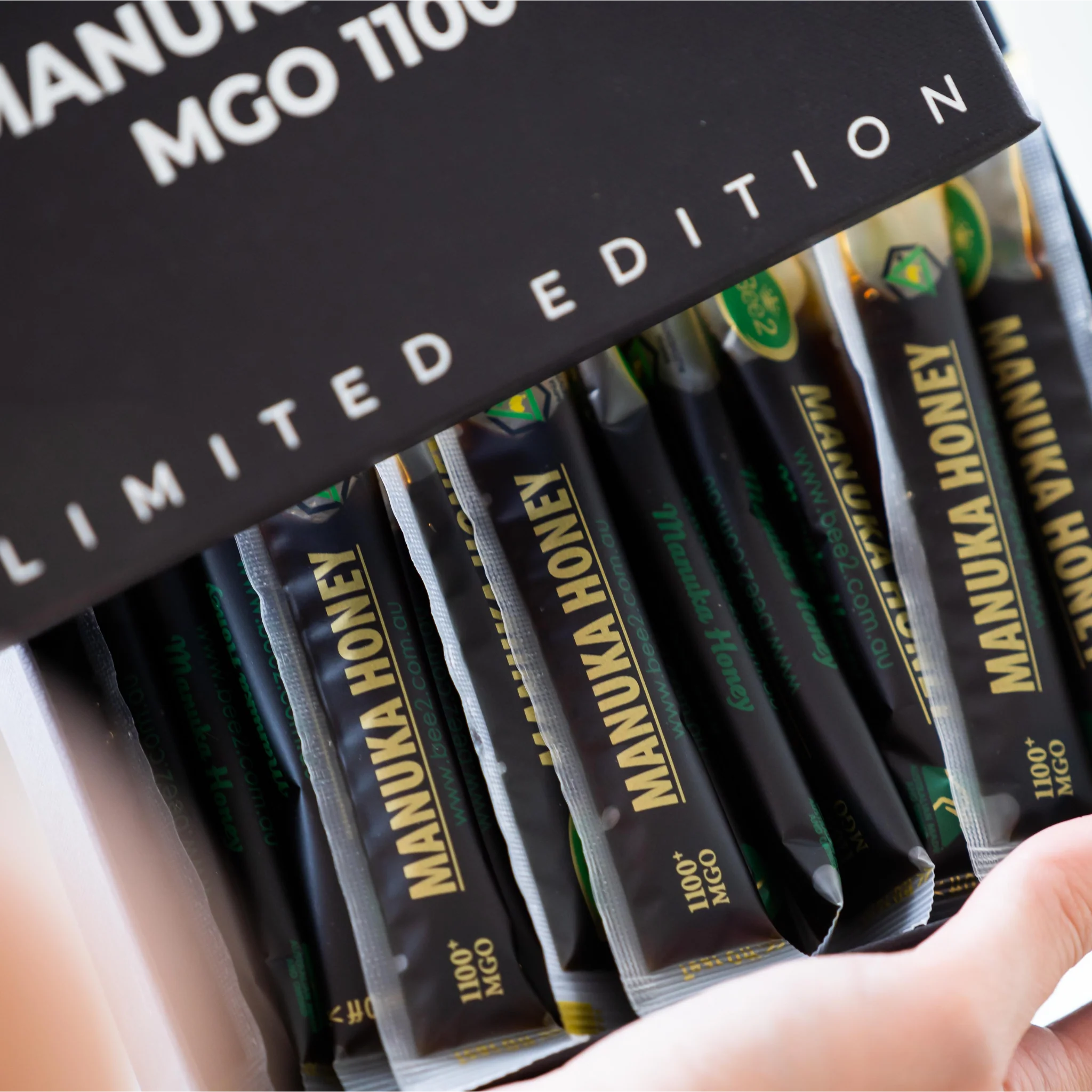 Bee2 Manuka Honey Straws MGO 1100+